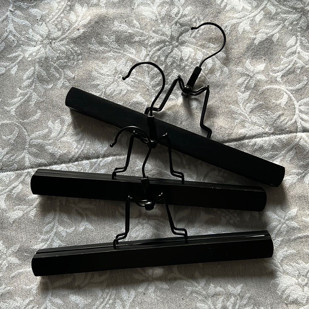 3 X Pack of Black Pant Hangers Bed Bath & Beyond